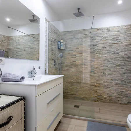 Ocean View With Large Terrace And Netflix Smart Tv *